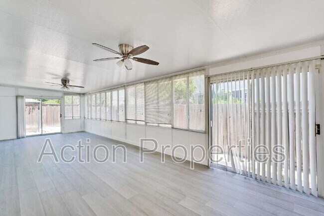 Building Photo - 2280 Brentwood Ct