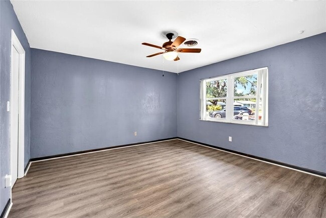 Building Photo - 2622 SW 35th Ave