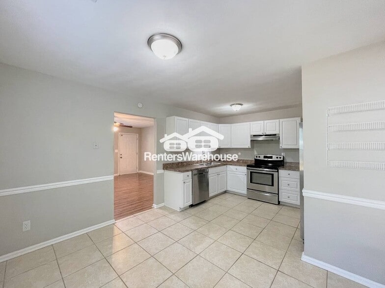 Building Photo - 1103 Saul Ct