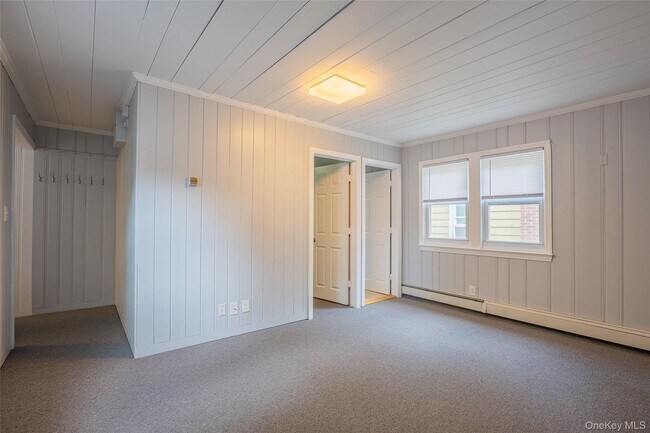 Building Photo - 498 NY-52