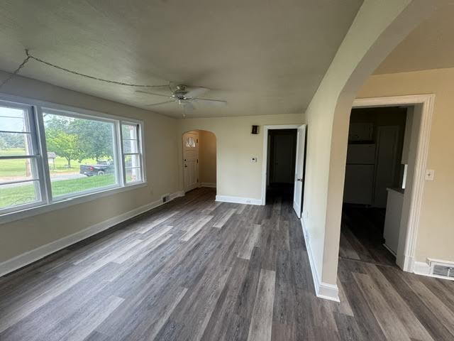 Building Photo - Free Application Fee — Refunded Upon Approval Through August 31! Receive a $500 credit when you s...
