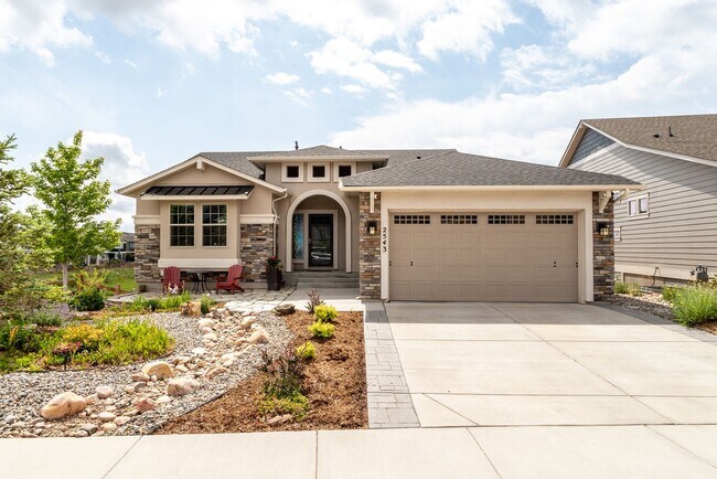 Primary Photo - Spacious 4-Bedroom Home in Prestigious For...