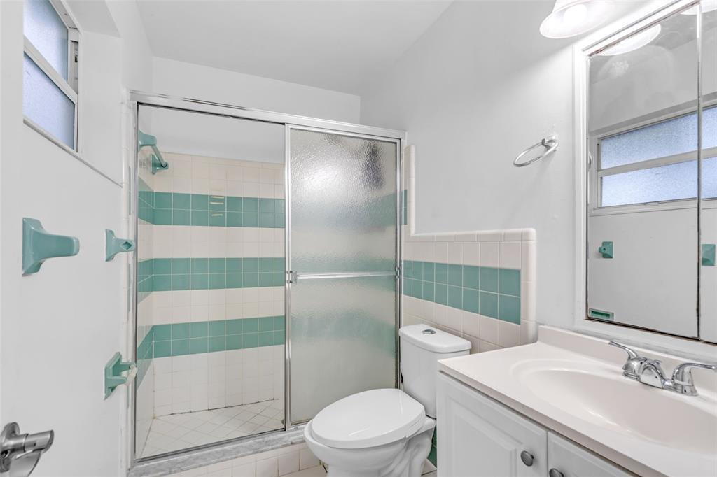 Building Photo - 781 NW 66th Ave