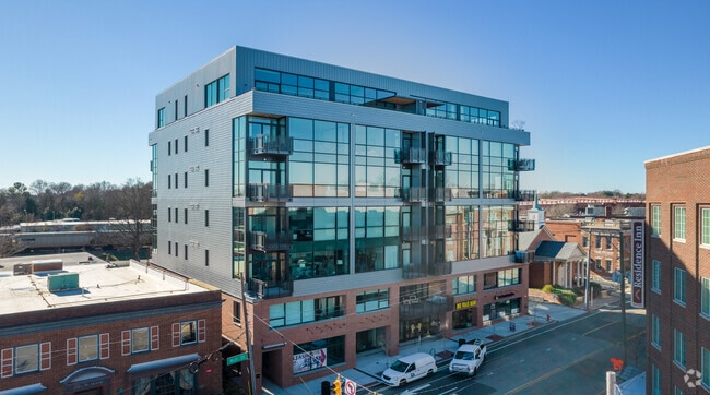Building Photo - The Bartlett