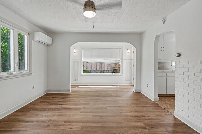 Building Photo - Winter Duplex - VPM215153W-4
