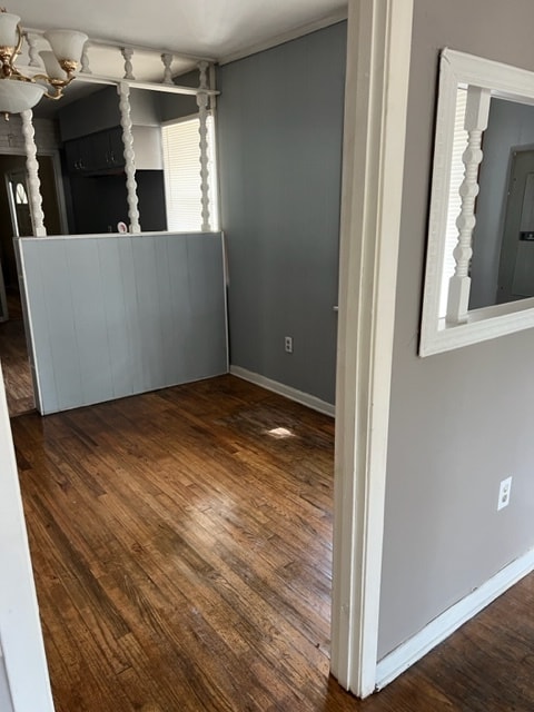 Building Photo - 518 Harris St