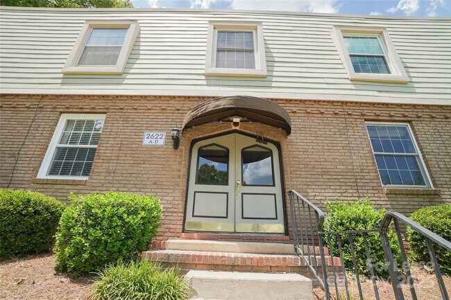 Primary Photo - 2622 Park Rd