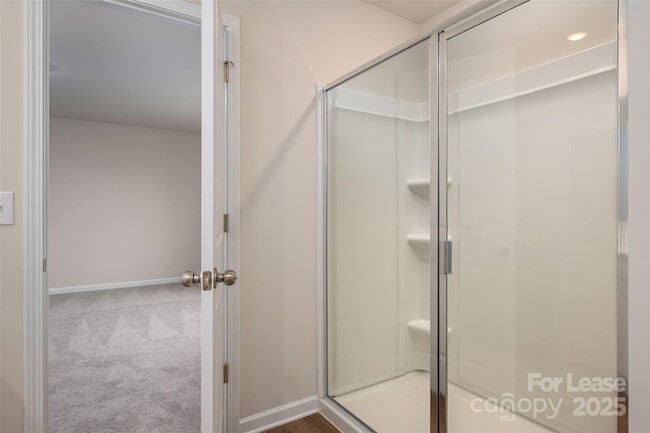 Building Photo - 108 Rock Ave