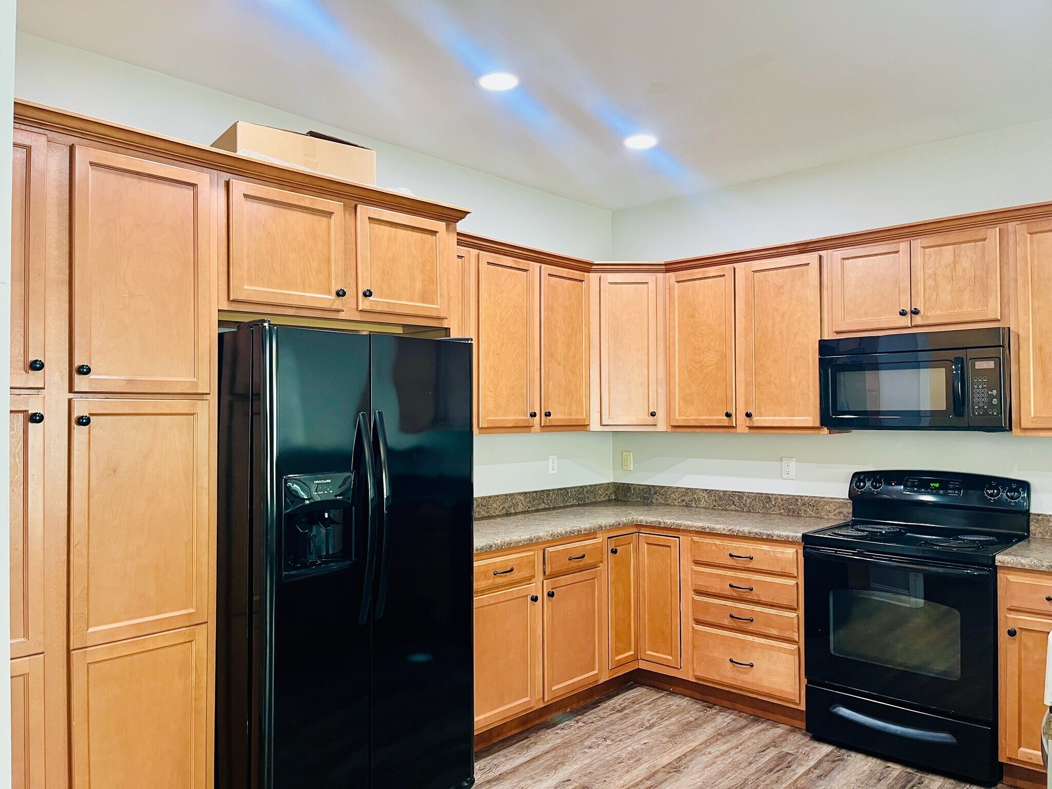 Building Photo - 1105 Circandian Ct