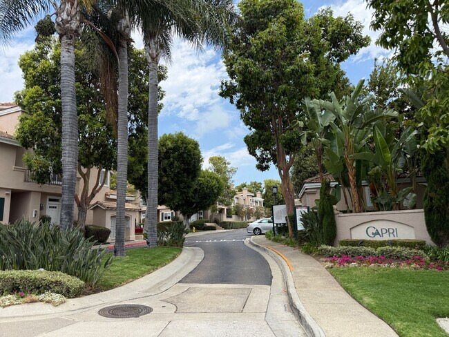 Building Photo - Beautiful UTC Townhome at the Renaissance Capri, with Loft, Fireplace, Garage & Resort Amenities