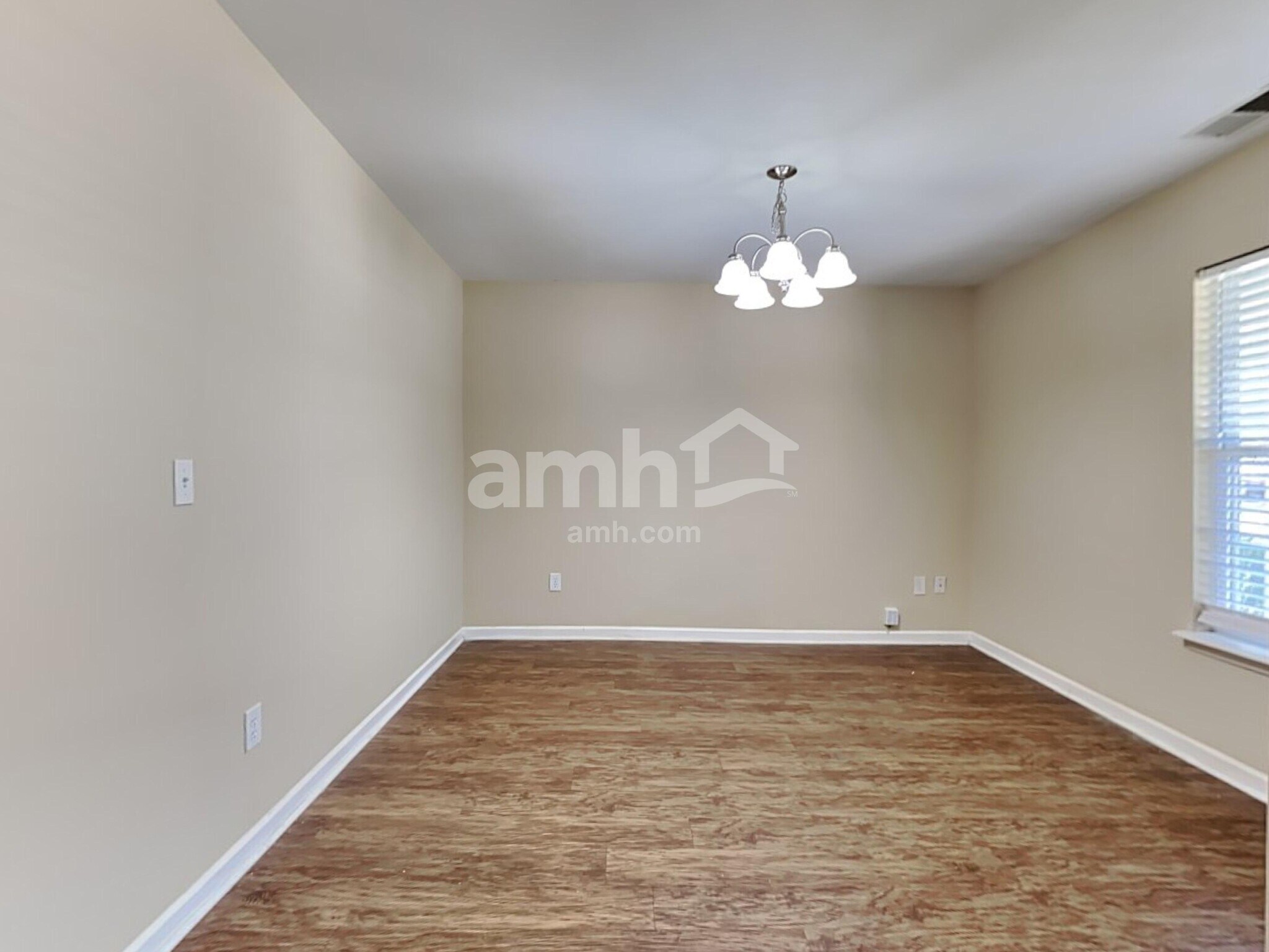 Building Photo - 284 Sweet Alyssum Dr