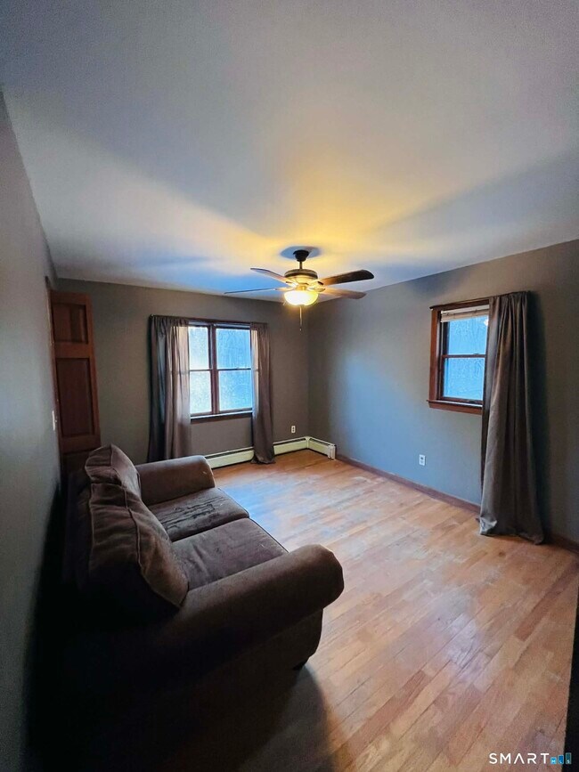 Building Photo - 250 Rte 66 E