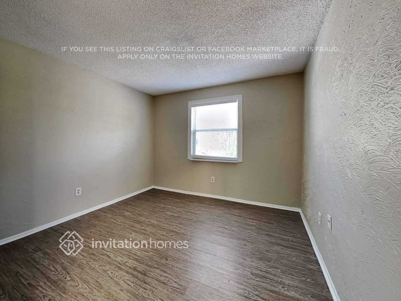 Building Photo - 8695 Indian River Run S