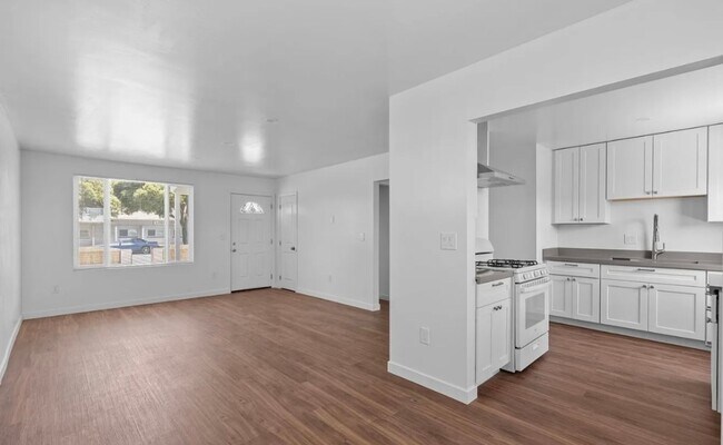 Building Photo - 3bd/1ba Lompoc home