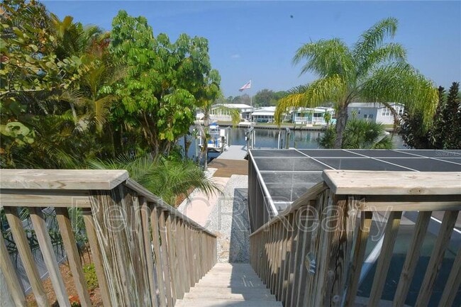 Building Photo - 116 Lorraine St