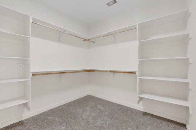 Building Photo - 9 Leibel Ct