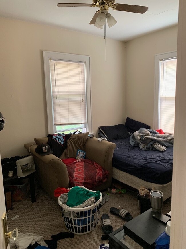 Building Photo - 176 Clinton St