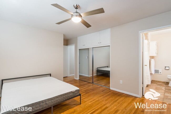 Building Photo - 2 br, 2 bath House - 5369 La Jolla Blvd #15