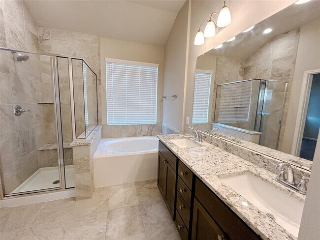 Building Photo - 5019 Pr Ter Ln