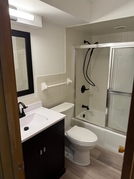 Building Photo - 1030 Elton Hills Dr NW