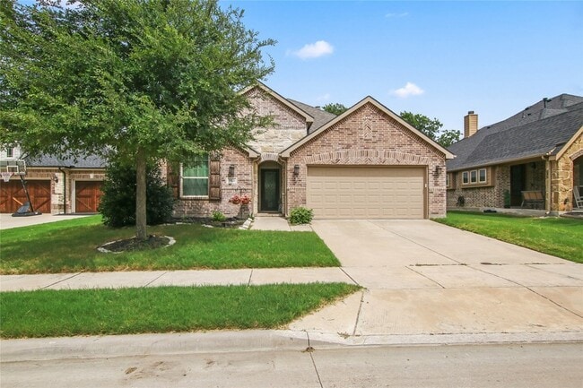 Building Photo - 913 Freesia Dr