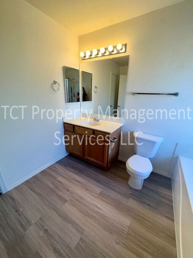 Building Photo - Beautiful Home in Augusta Ranch