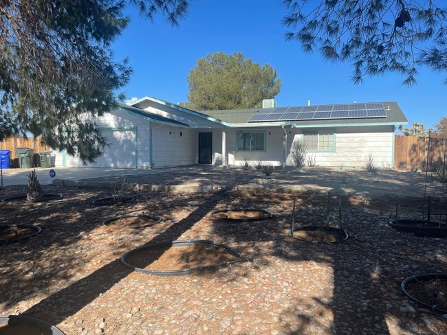 Primary Photo - Apple Valley- 3 Bedrooms, 2 Bathrooms, Sol...