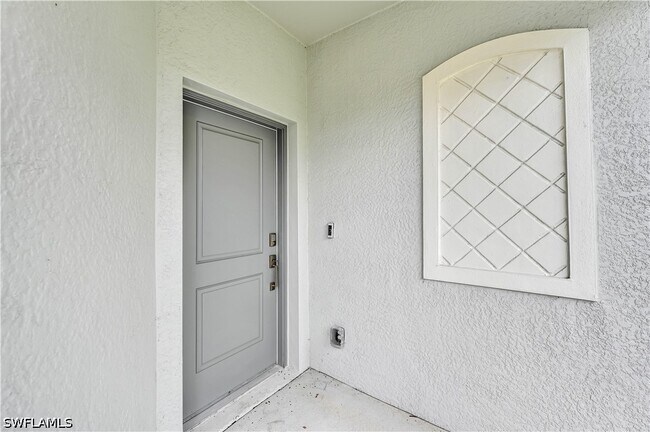 Building Photo - 20545 Hazelnut Ct