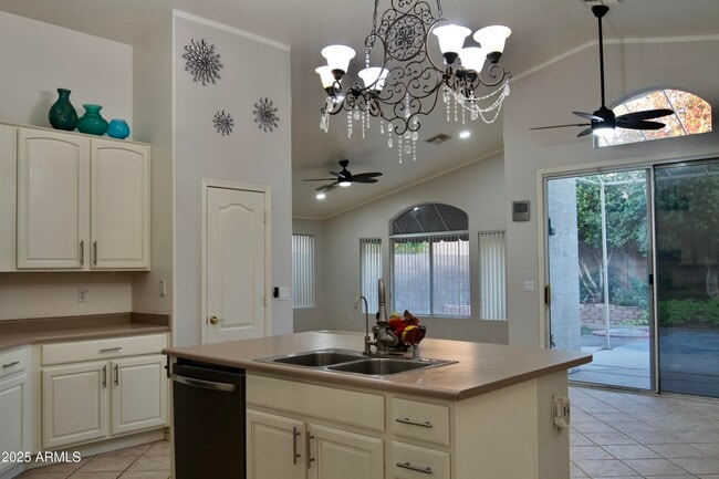 Building Photo - 18623 N 20th Way