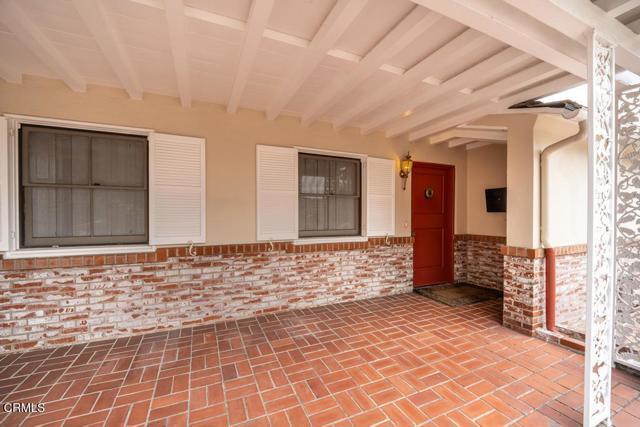 Building Photo - 568 Los Arboles Ln