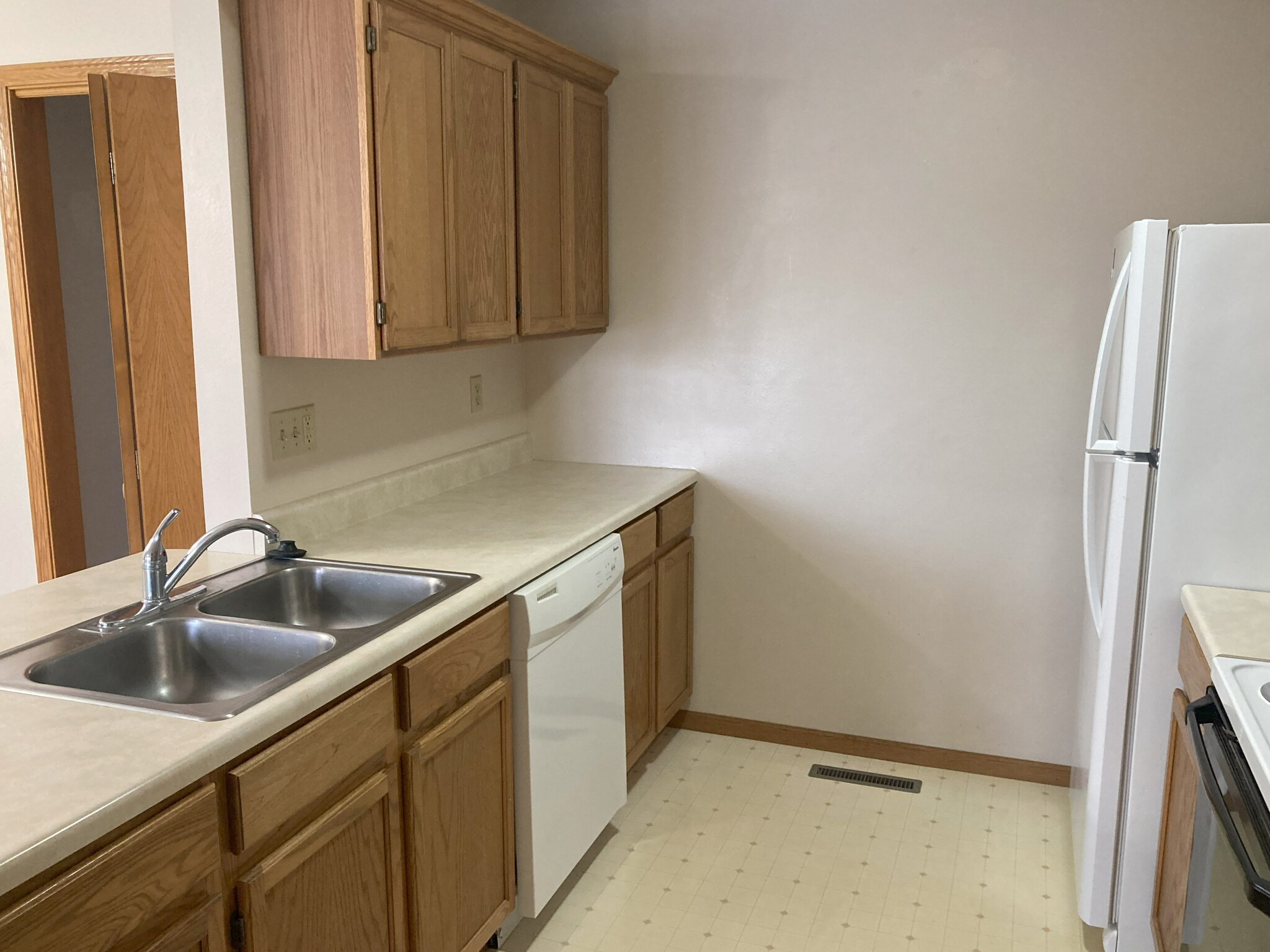 Building Photo - 1603 Breca Ridge Dr