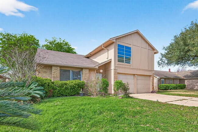 Building Photo - Beechbend Drive, Missouri City, TX 77489 - 4 BR 2.5 BA single-family home