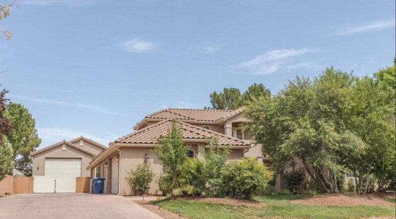 Primary Photo - 584 W Mariposa Dr