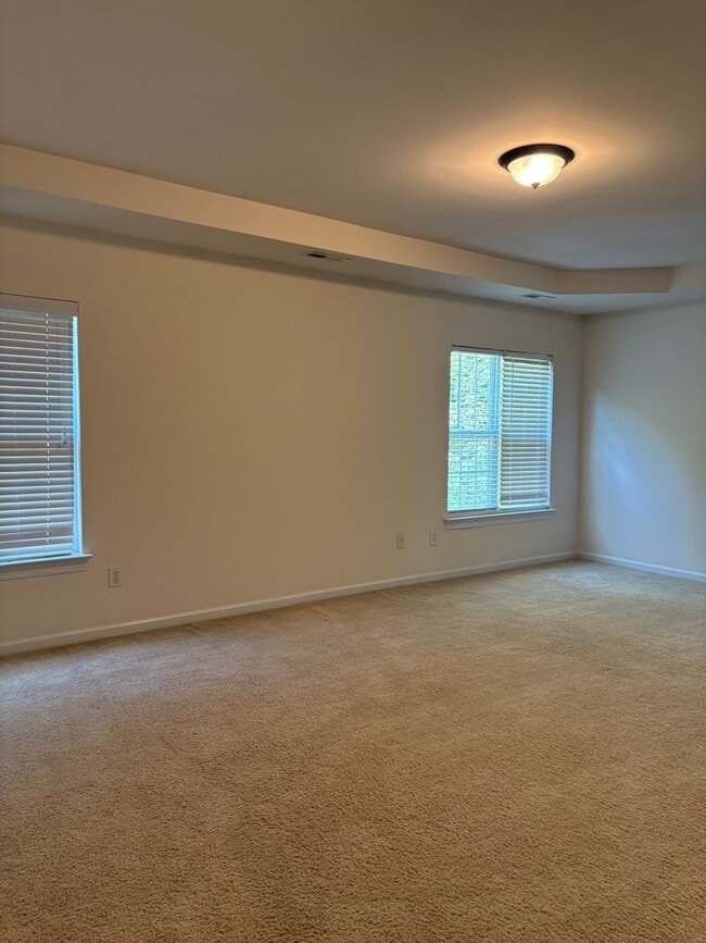 Building Photo - All you need and more in Millbridge!