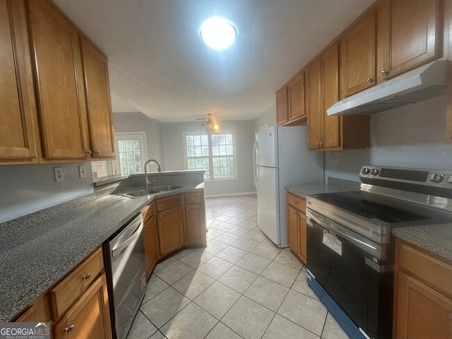 Building Photo - 6773 Oakleigh Dr