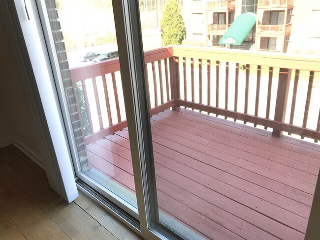 Building Photo - 29 Capron Rd