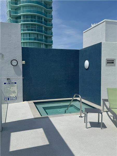 Building Photo - 5970 Indian Creek Dr