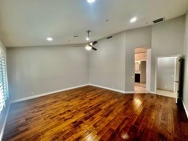 Building Photo - 9071 E Caribbean Ln