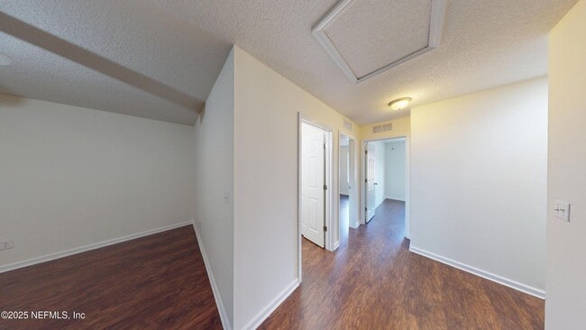 Building Photo - 7126 Timmerman Ln