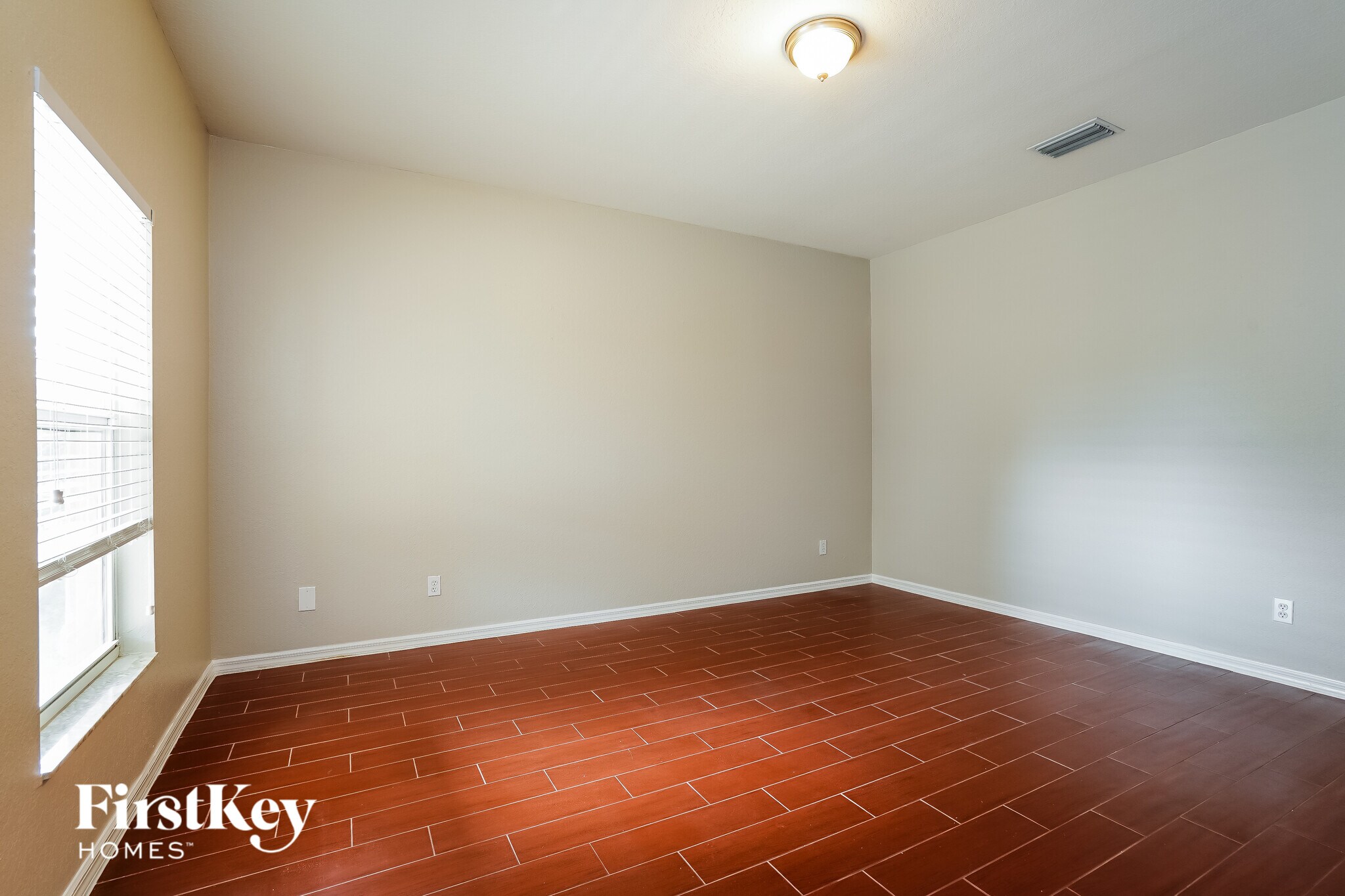 Building Photo - 806 Anza Ave