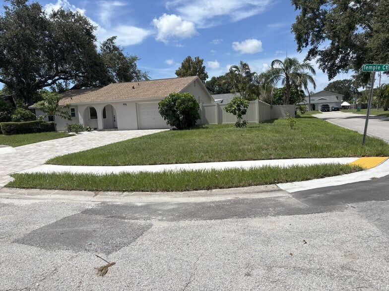 Primary Photo - 11241 Temple Ct