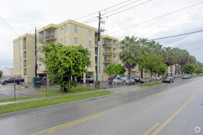 Building Photo - Todel Apartments