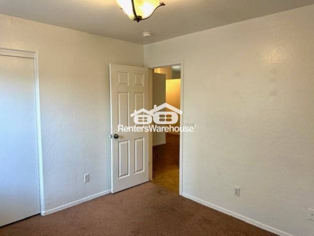 Building Photo - Charming 4BD/2BA Home for Rent in Goodyear