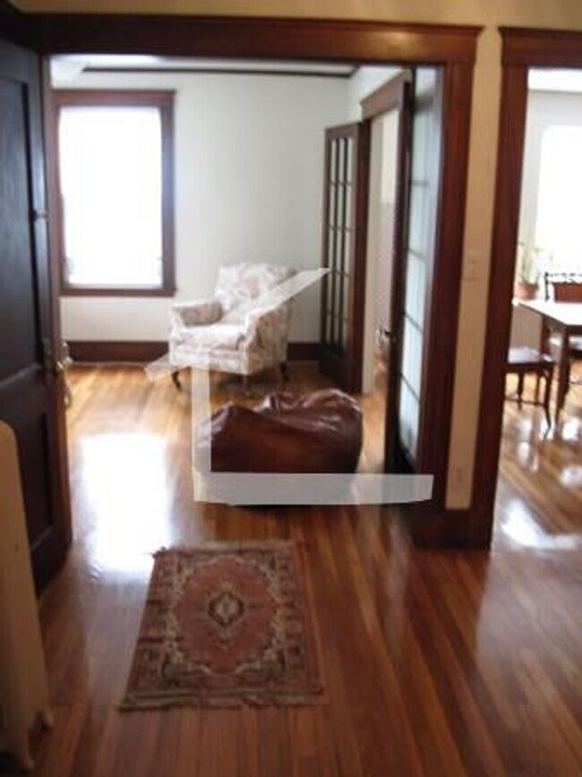 Building Photo - Central Brighton Location. Central Heat/AC, Laundry, Porch, Backyard, Eat-in Kitchen