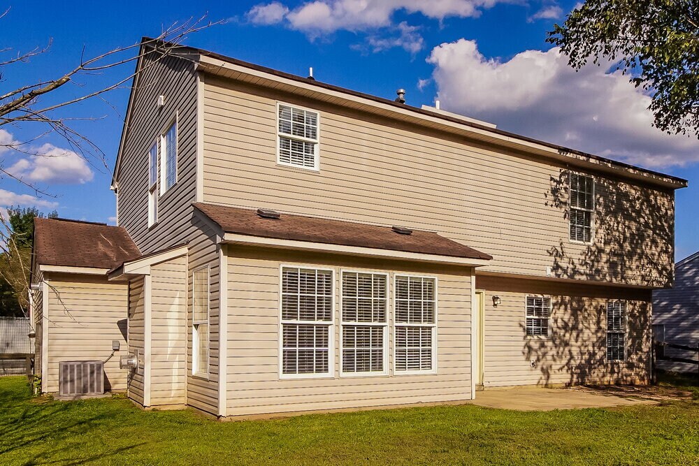 Building Photo - 5271 Moonlight Trail SW