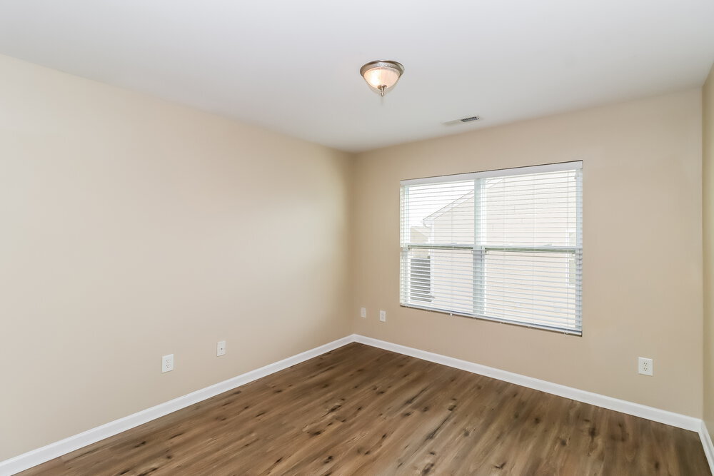 Building Photo - 1019 Yellow Bee Rd