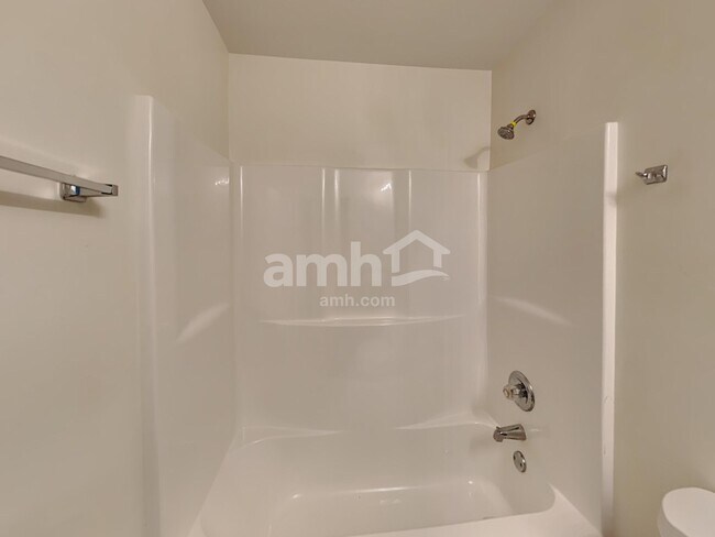 Building Photo - 4280 Chads Park Dr