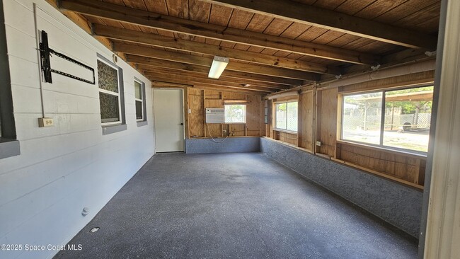 Building Photo - 1307 Park Manor Dr