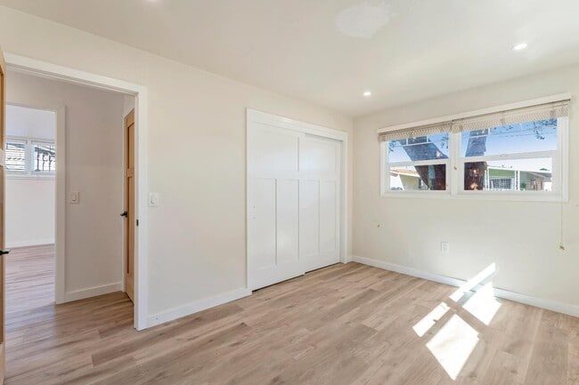 Building Photo - 2668 Quartz St