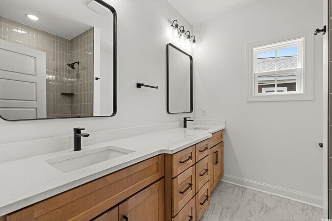 Building Photo - 113 ARBOR RIDGE CIR